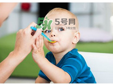 寶寶沒長牙能吃面條嗎？寶寶沒長牙能不能喂面條？