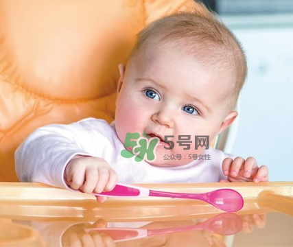 寶寶沒長牙能吃面條嗎？寶寶沒長牙能不能喂面條？