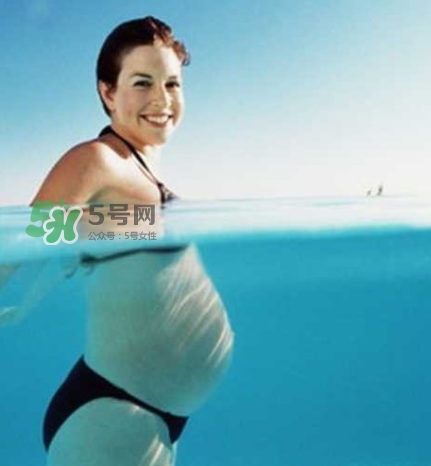 孕婦游泳會(huì)感染嗎？孕婦游泳有危害嗎？