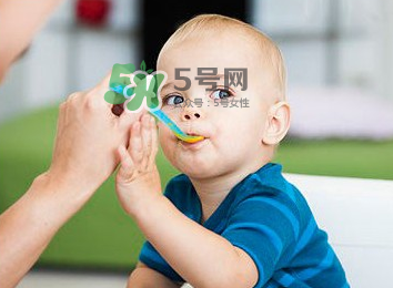 寶寶什么時(shí)候可以吃油？寶寶能吃油嗎？