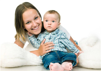 寶寶容易上火是奶粉的問題嗎？寶寶容易上火是不是因?yàn)槟谭凵匣穑?></a>
      <p class=