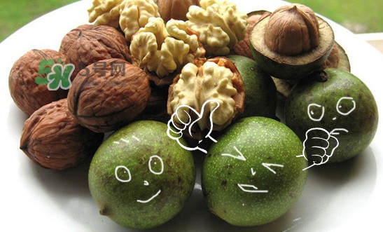 青皮核桃是怎么變成干核桃的？吃核桃為什么有酒味