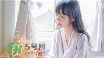 為什么激光點(diǎn)痣后不能碰水?激光點(diǎn)痣后不能碰水 為什么激光點(diǎn)痣后不能碰水?激光點(diǎn)痣后不能碰水