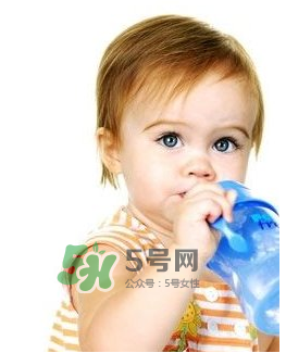 寶寶脫水怎么補水？寶寶脫水怎么辦？