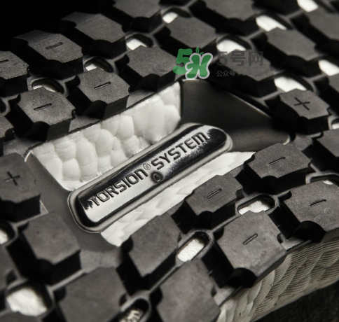 adidas ultra boost mid國內(nèi)什么時候發(fā)售？阿迪達斯中幫跑鞋國內(nèi)發(fā)售時間