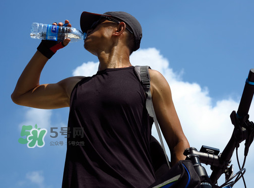 2017年七月份熱嗎？七月份為什么這么熱？