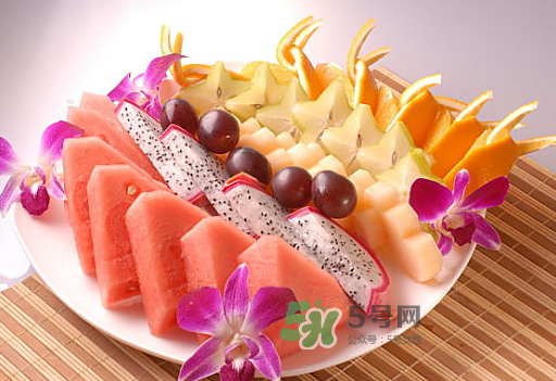 提子和西瓜能一起吃嗎？西瓜和提子能一起吃嗎？