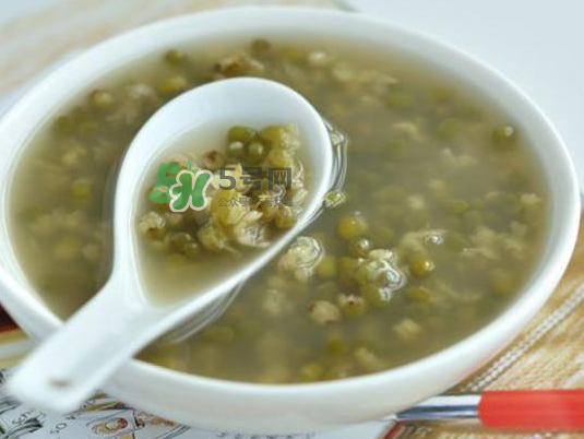 寶寶能喝綠豆水嗎？寶寶能喝綠豆湯嗎？