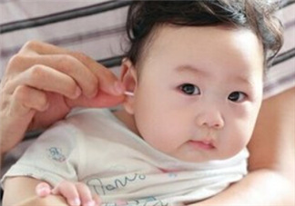 兒童耳屎成硬塊怎么辦？?jī)和撼捎矇K有危害嗎？