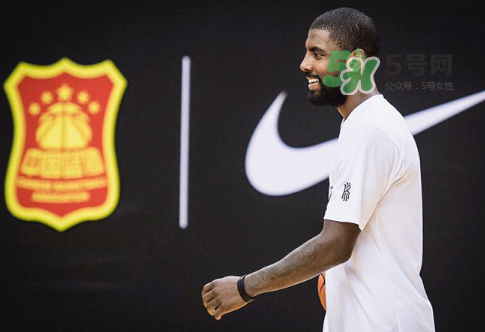 歐文同款黑白鴛鴦夜光kyrie 3怎么定制_在哪里買？