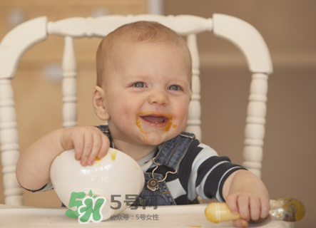 嬰兒米粉可以放冰箱嗎？嬰兒米粉夏天怎么儲存？