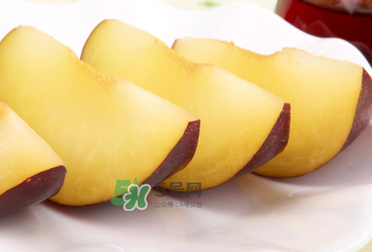 黑布林可以和桃子能一起吃嗎？黑布林不能和什么一起吃？