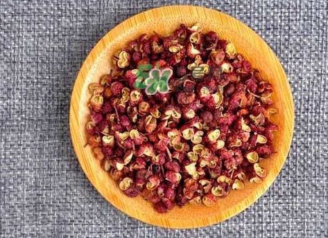 花椒水泡腳一次用多少花椒？花椒水泡腳多長時間最佳