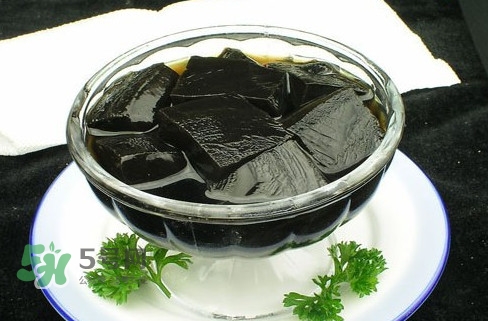 做龜苓膏要殺死烏龜嗎？龜苓膏怎么吃最好