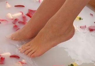 花椒水泡腳有什么功效？花椒水泡腳去濕氣嗎