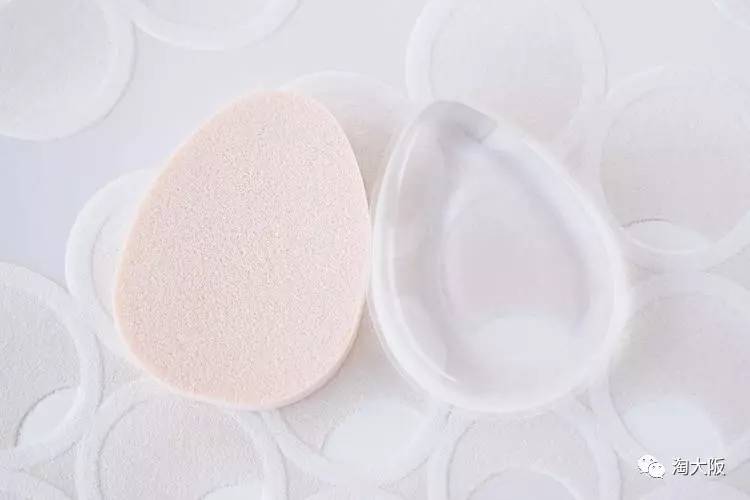 硅膠粉撲和氣墊粉撲哪個(gè)好用？硅膠粉撲和氣墊粉撲對(duì)比