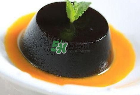 龜苓膏男人能吃嗎？龜苓膏吃多了會(huì)怎么樣