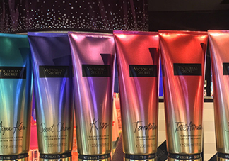 維秘身體乳怎么用？維多利亞的秘密身體乳怎么樣？