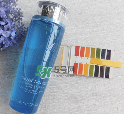 蘭蔻清瀅嫩膚水怎么樣？蘭蔻清瀅嫩膚水好用嗎？