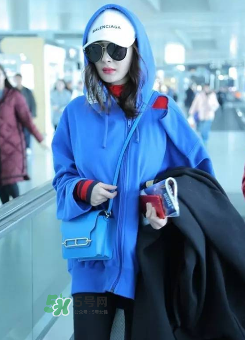 hermes roulis多少錢(qián)？愛(ài)馬仕豬鼻子包專(zhuān)柜價(jià)格