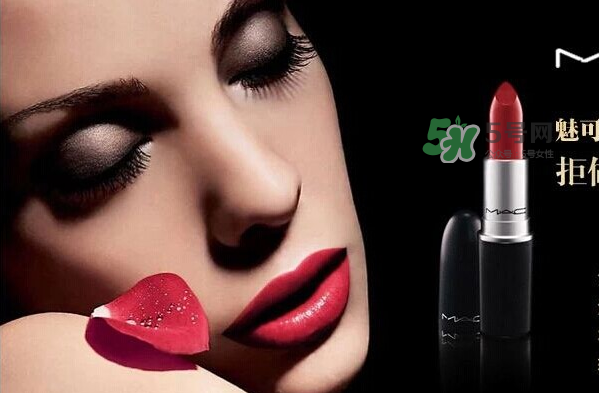 mac口紅哪個(gè)顏色顯白？mac口紅哪個(gè)色號(hào)適合黃皮？