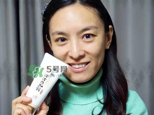 親潤(rùn)孕婦護(hù)膚品怎么樣？親潤(rùn)豆乳補(bǔ)水系列好用嗎？