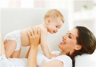 夏天寶寶咳嗽有痰吃什么好的快？寶寶夏天咳嗽有痰怎么辦？