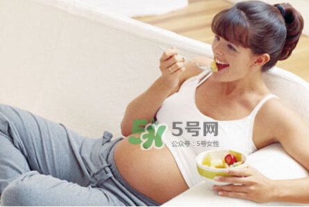 胎動的感覺有哪幾種？胎動的感覺是什么樣的