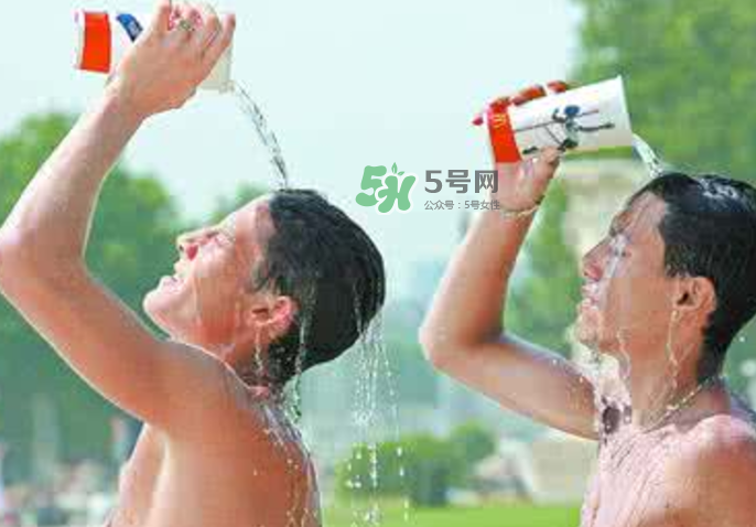 夏天防止中暑吃什么？夏天防中暑喝什么？