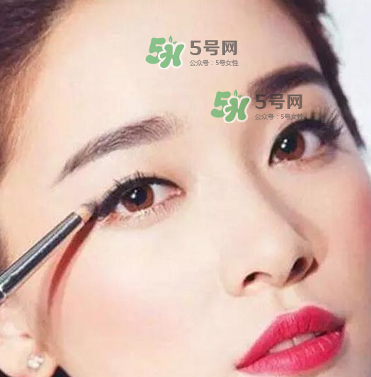 美瞳線有返色期嗎？美瞳線什么時候返色？