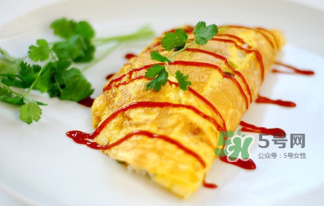 蛋包飯蛋皮需要加入什么？蛋包飯有什么營養(yǎng)