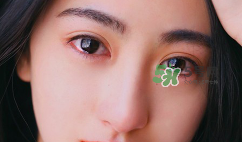 做美瞳線麻藥進眼睛怎么辦？做美瞳線麻藥灼傷眼睛怎么辦？