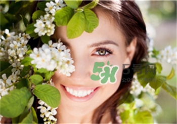 怎么讓口紅不掉色？口紅持久不掉色