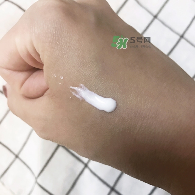 佳雪防曬霜怎么用？佳雪防曬霜要卸妝嗎