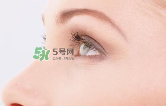 8月份可以割雙眼皮嗎？幾月份割雙眼皮最好？