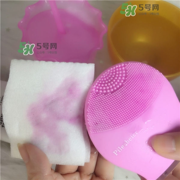 德國Pilerbeier派樂蓓和露娜潔面儀哪個好？有什么區(qū)別？