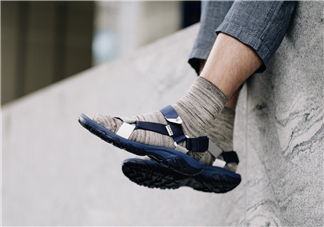 teva涼鞋什么價(jià)位？teva鞋大概多少錢一雙？