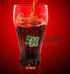 碳酸飲料放冰箱冷凍爆炸 碳酸飲料能放冷凍層嗎？