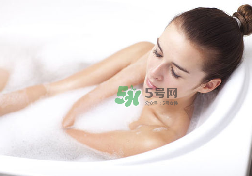 三伏天可以天天泡腳嗎？三伏天可以天天泡澡嗎？