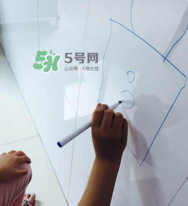 Crayola繪兒樂水彩筆干了怎么辦？Crayola繪兒樂水彩筆好嗎？