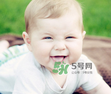 寶寶腹瀉吃什么輔食好？寶寶腹瀉還能吃輔食嗎？