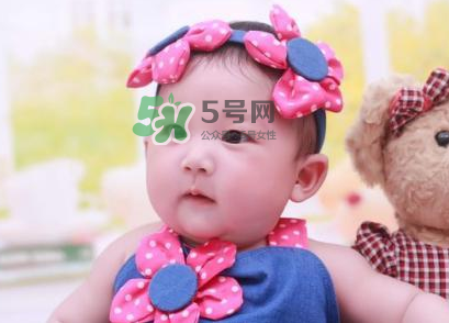 6個(gè)月寶寶不能喝水嗎？寶寶多大可以喝水呢？