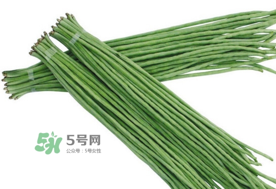 豇豆是什么樣的？豇豆是長豆角嗎？