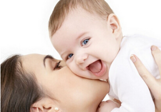 3~5個(gè)月的寶寶有多了解這個(gè)世界？寶寶睡眠習(xí)慣如何規(guī)范？