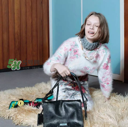 prada etiquette手袋尺寸多大？prada etiquette尺寸有幾種？