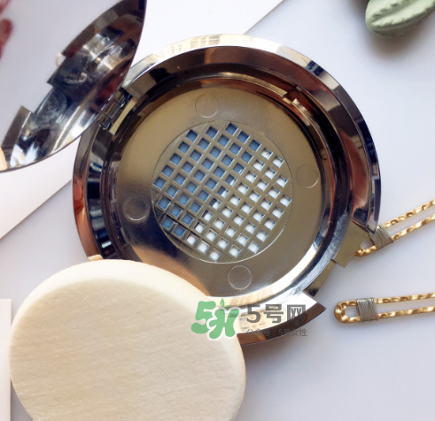 香緹卡粉餅好用嗎？香緹卡粉餅怎么樣？