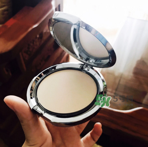 香緹卡粉餅怎么用？香緹卡粉餅使用方法