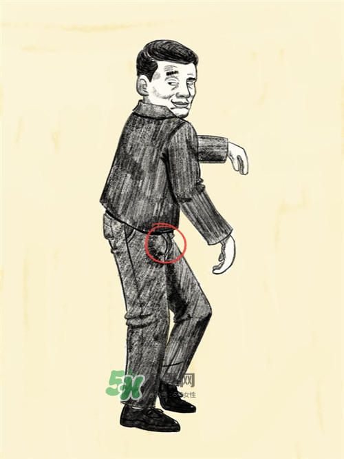 男人在公眾場(chǎng)合勃起如何化解尷尬？