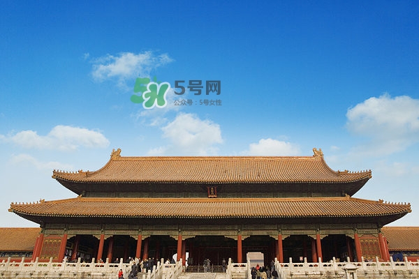 9月份穿什么鞋？九月份可以穿涼鞋嗎？