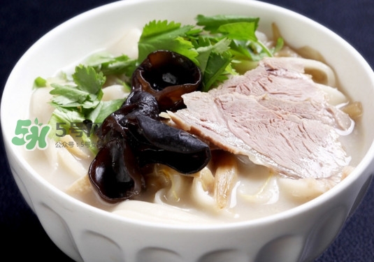 燴面是哪里的特產(chǎn)？燴面是酸性還是堿性